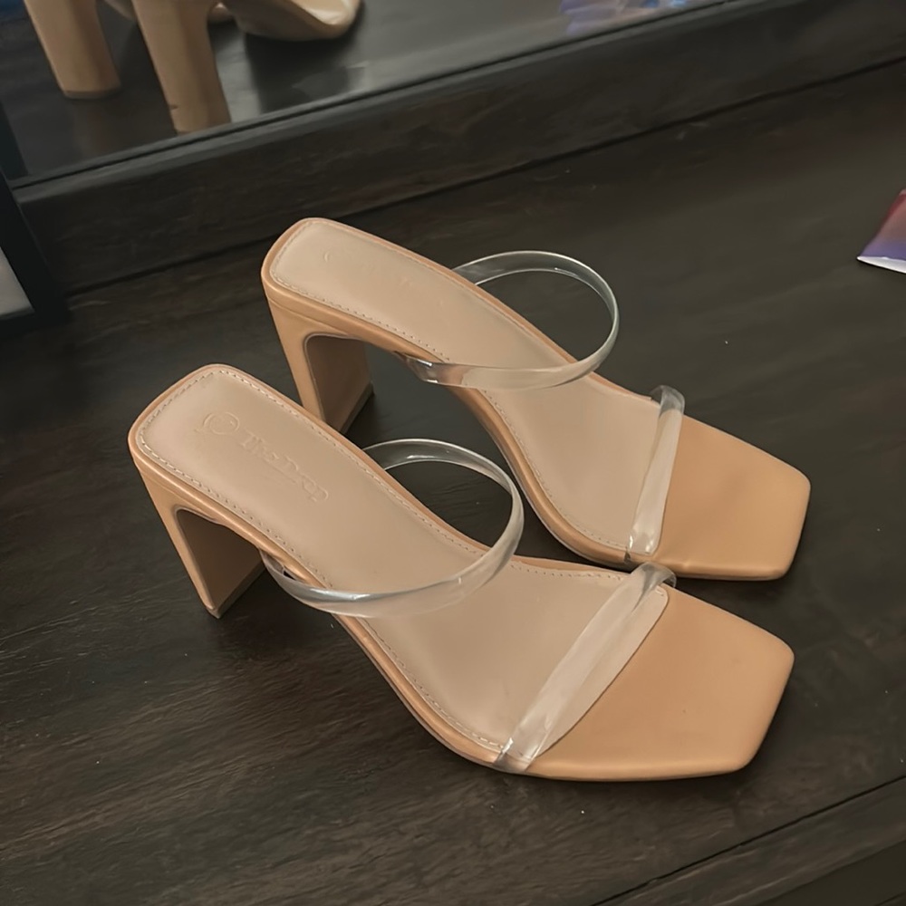 Heel sandals clear